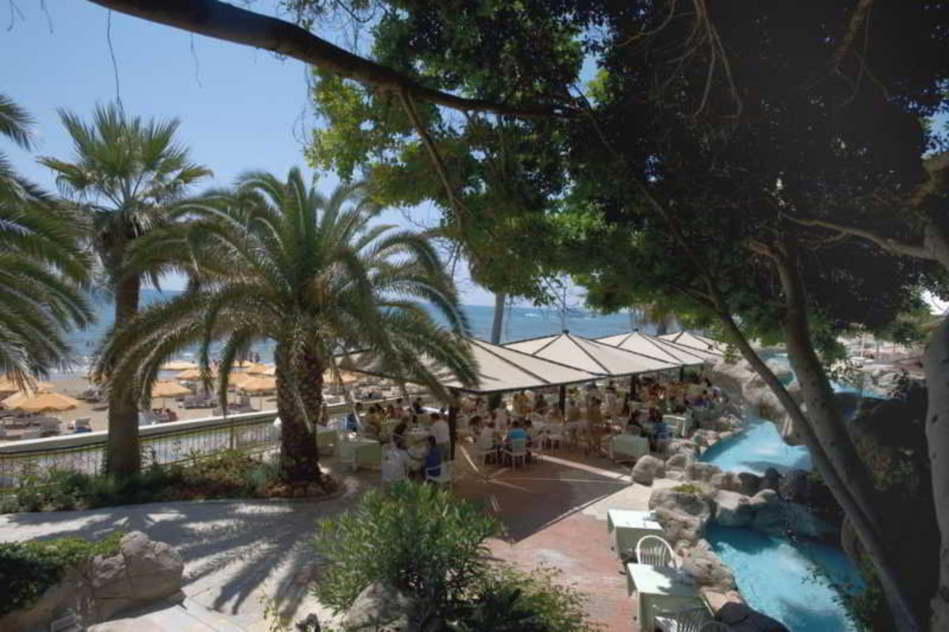 Sunrise Queen Luxury Hotel Side Exterior foto