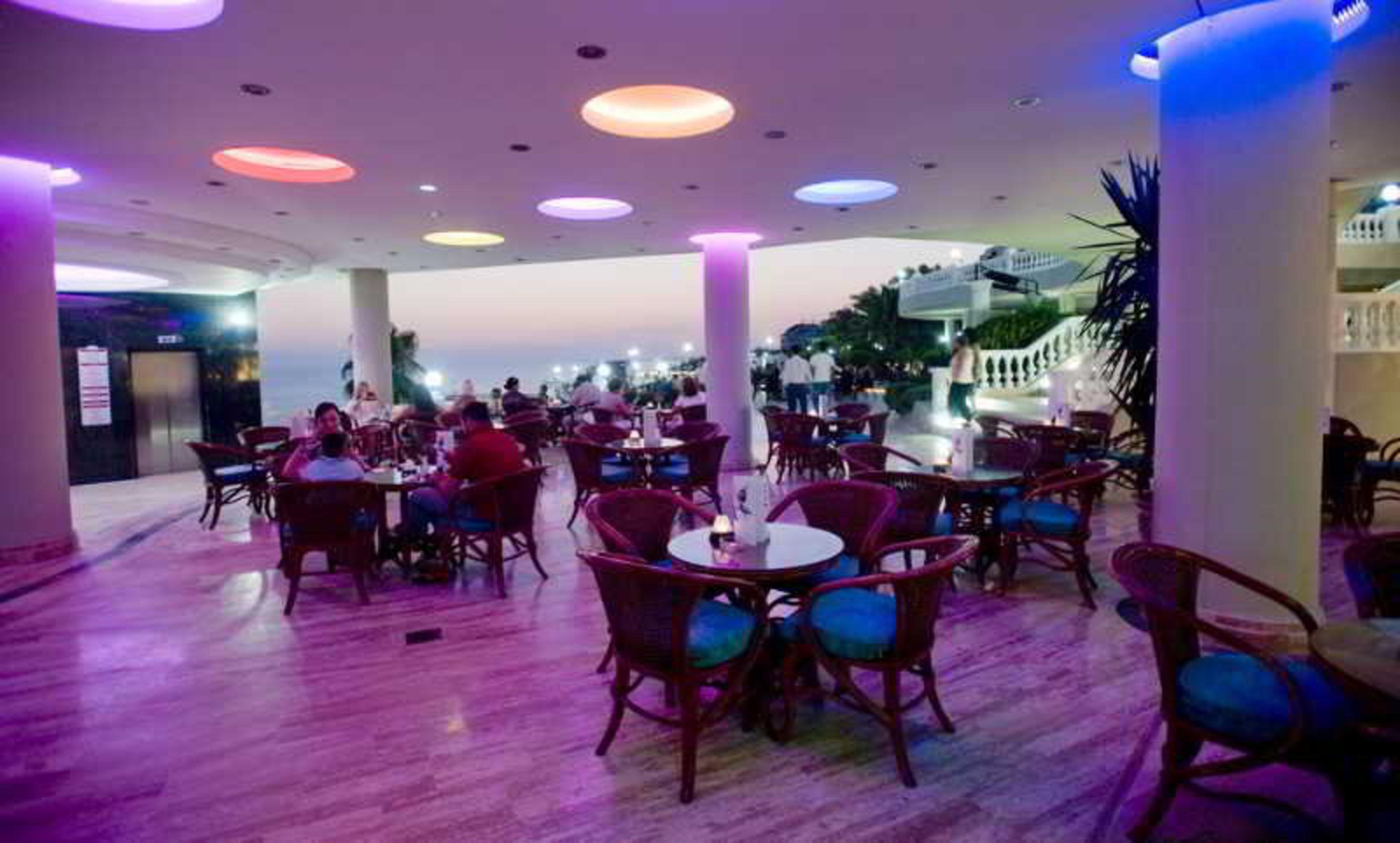 Sunrise Queen Luxury Hotel Side Exterior foto