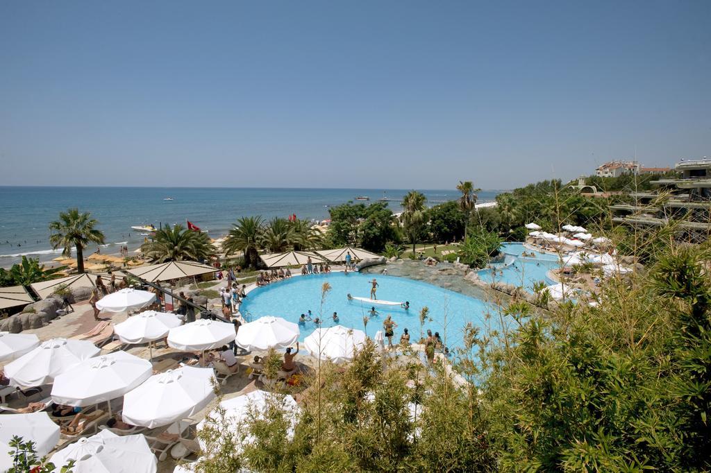 Sunrise Queen Luxury Hotel Side Exterior foto