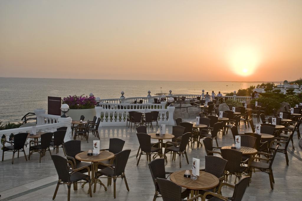 Sunrise Queen Luxury Hotel Side Exterior foto